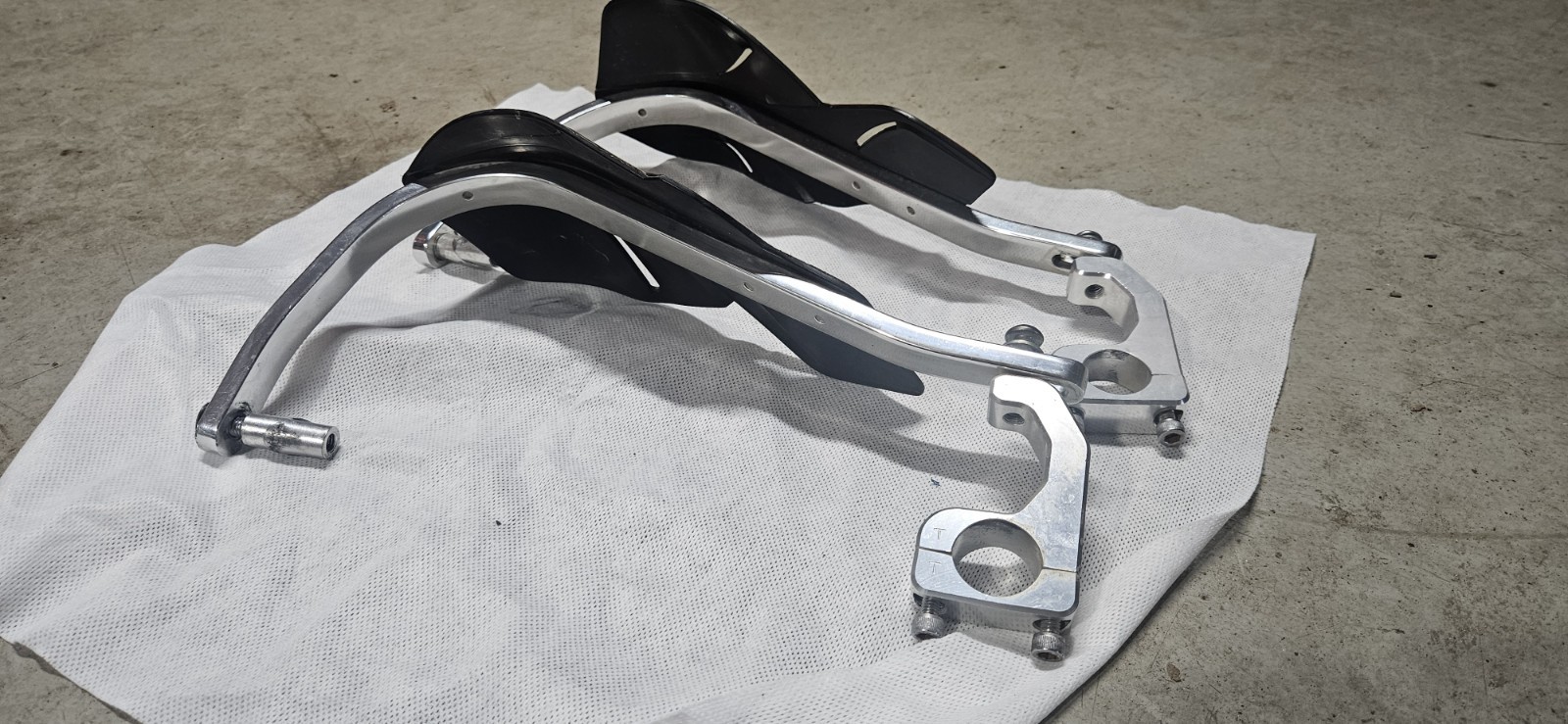 G2 Ergonomics Full Wrap Handguards – Polished