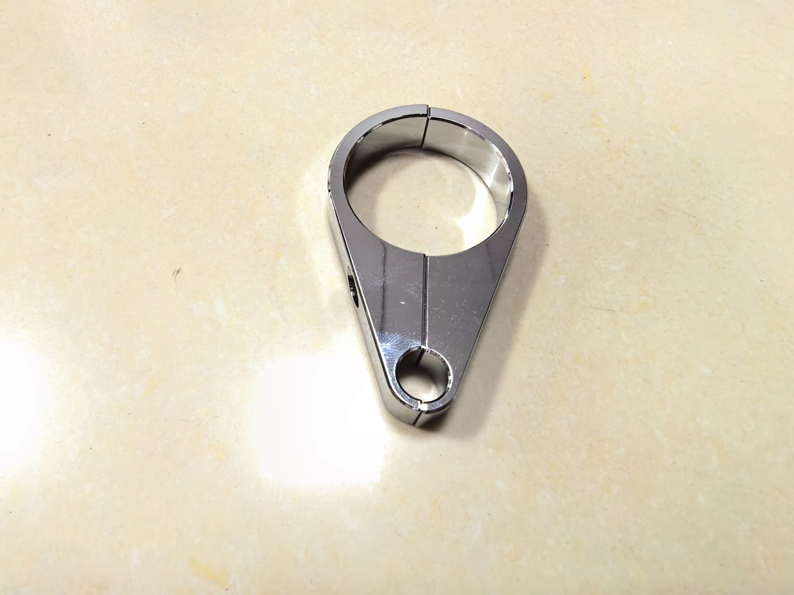 1 1/2″ 1.5″ Handlebar Clutch Cable Brake Line Clamp Clip For Harley Honda Suzuki