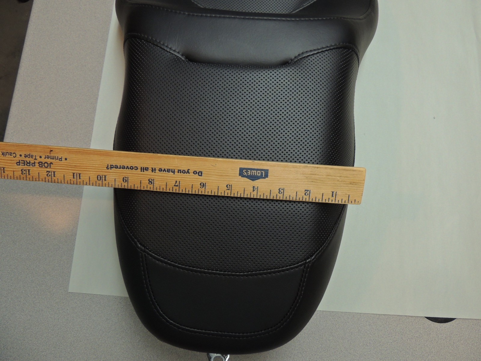Genuine Harley 08-up Touring Models Stock Freewheeler FLRT Trike Seat Perforated