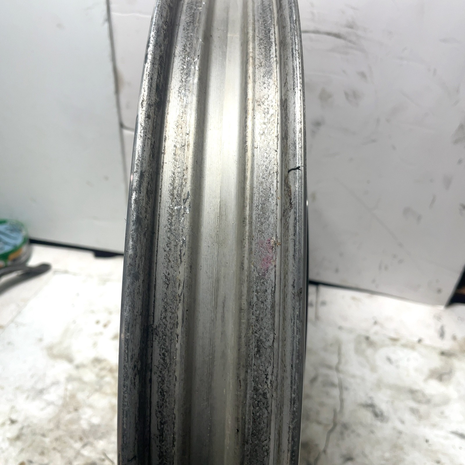 96-99 Harley Dyna Sportster 19×2.15 13 Spoke Front Wheel Black DUAL DISC