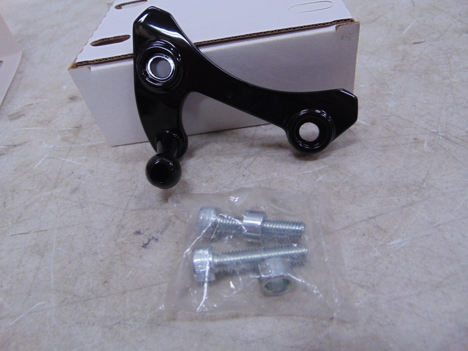 Harley Davidson Handlebar Phone Carrier Ball Mount 15-UP XG Street P/N: 76000758