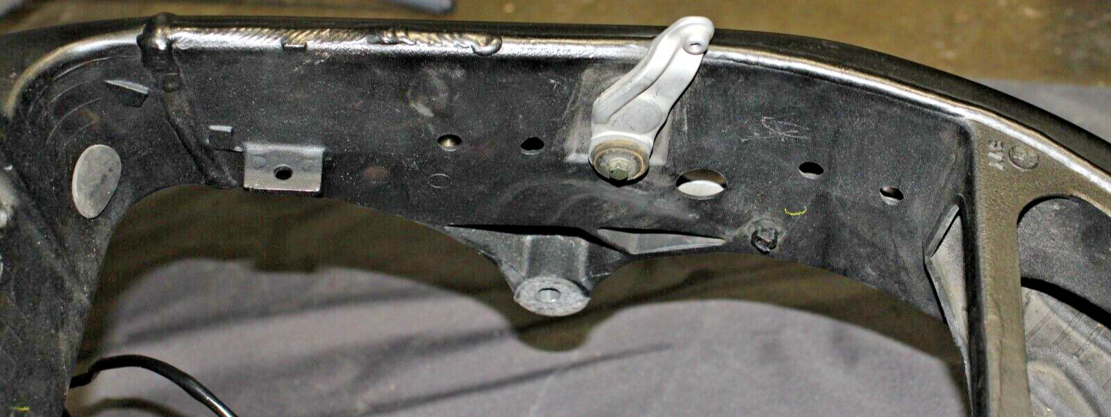 2006 Yamaha R1 Frame *C* #2382