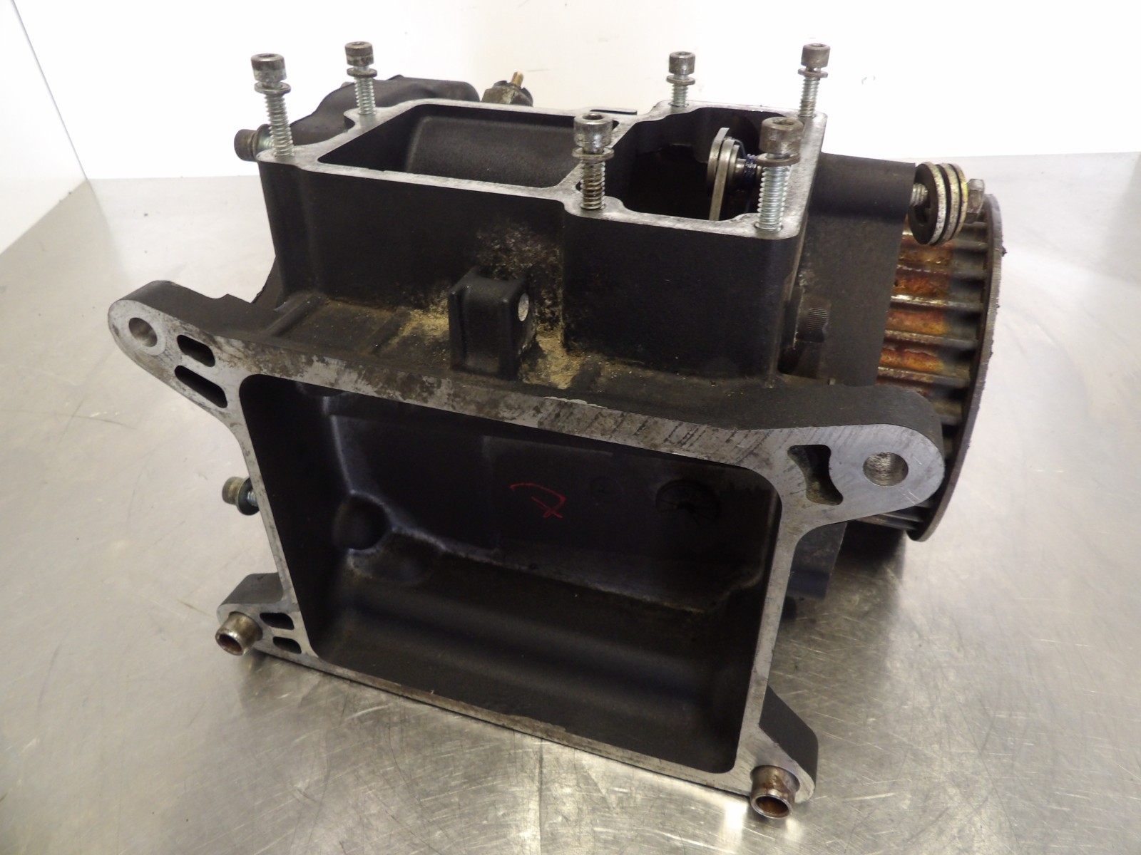 11 Harley Softail FXST gear box / transmission bare case 34799-07