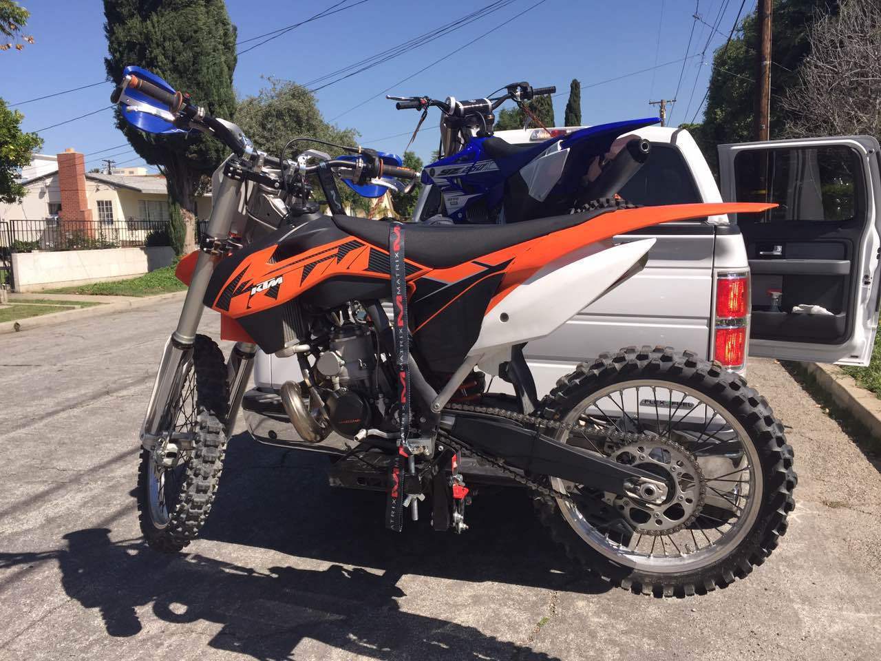 380LBS Hydraulic Truck Hitch Motorcycle Lift Dirt Bike Transport Loading Carrier