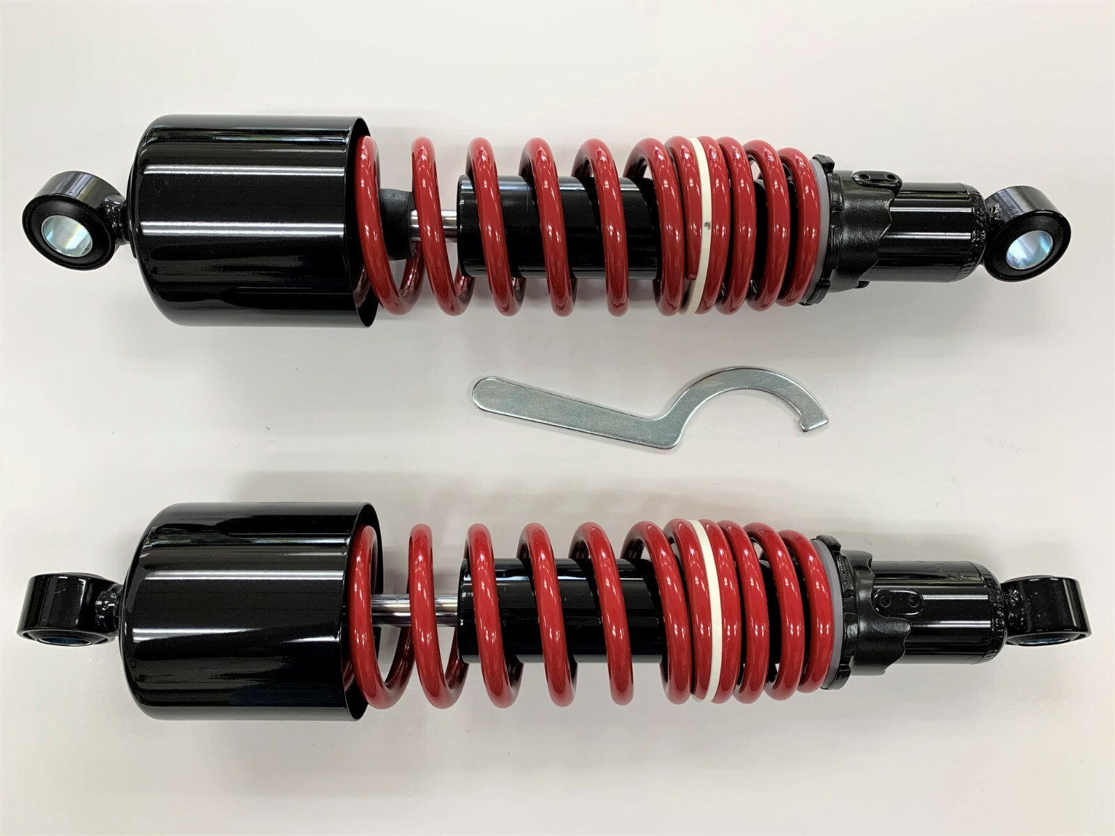 Yamaha VMX1200 VMAX 12.75″ Black Red Dual Spring Shocks