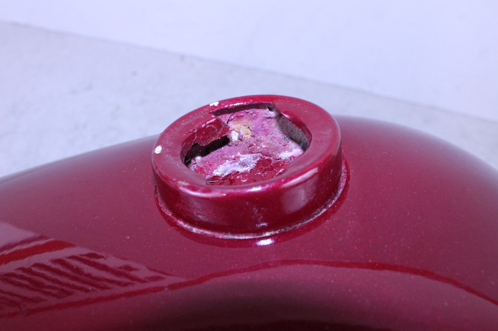 Harley 4.5GAL Quick Bob Tank for FXE FXS FXB Panhead Aftermarket Burgundy 71030