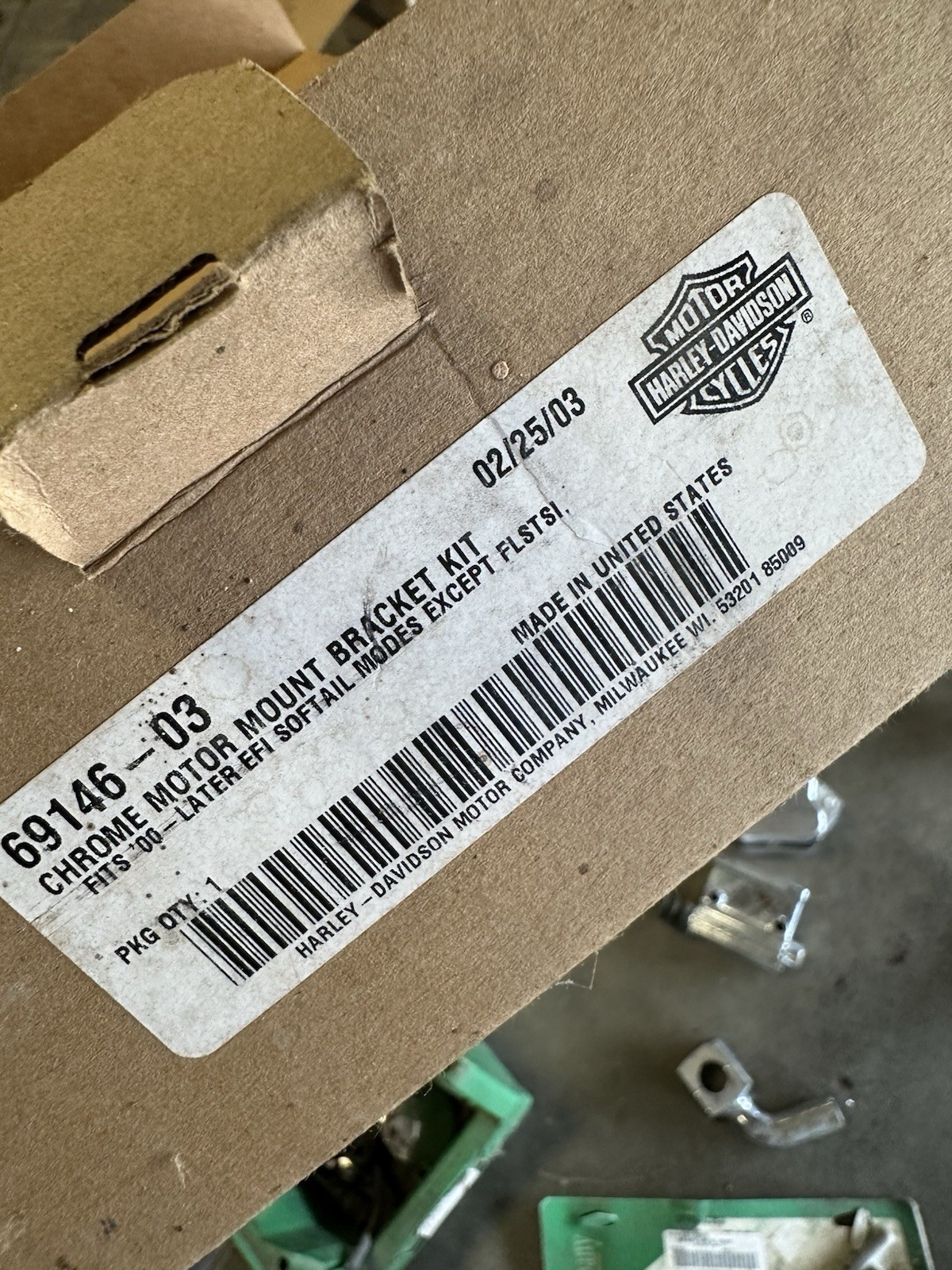 Harley-Davidson upper motor mount for EFI Softail motorcycles 2000-2005 69146-03