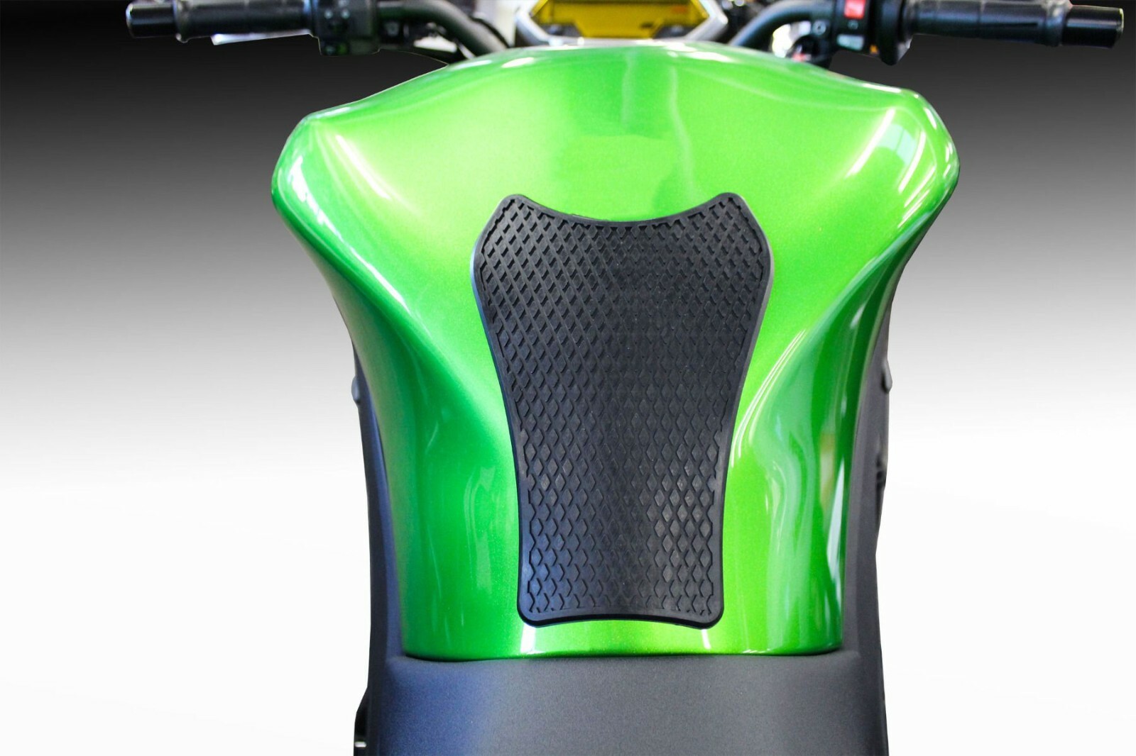 TechSpec Universal Center Tank Protector 3 SnakeSkin