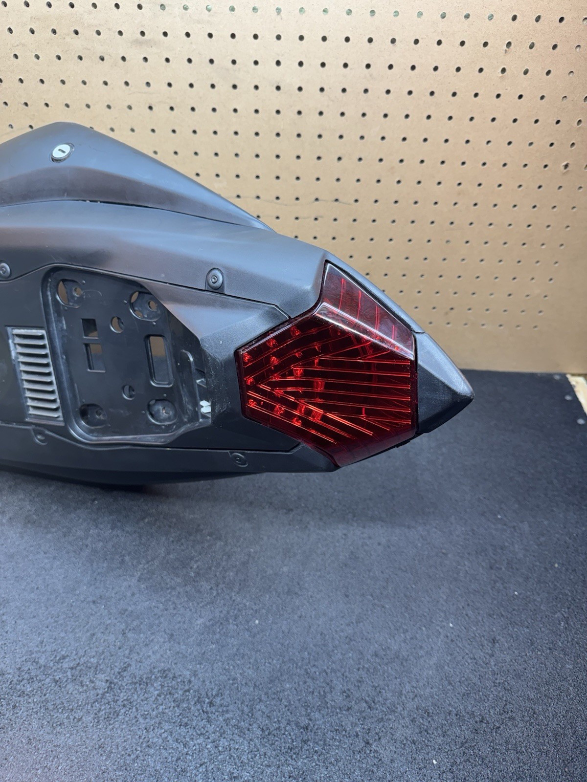 19 20 22 23 24 2023 YAMAHA MT-03 R3 OEM Subframe Sub Frame Chassis Straight Cut