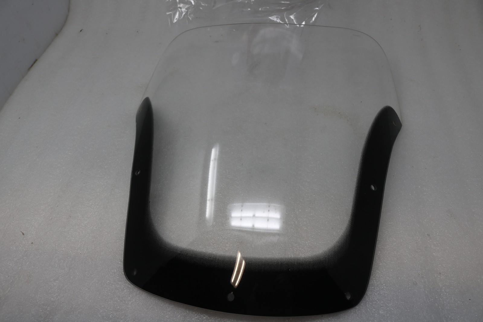 T2300865 NEW OEM 1991-2004 TRIUMPH TROPHY CLEAR WINDSCREEN WINDSHIELD