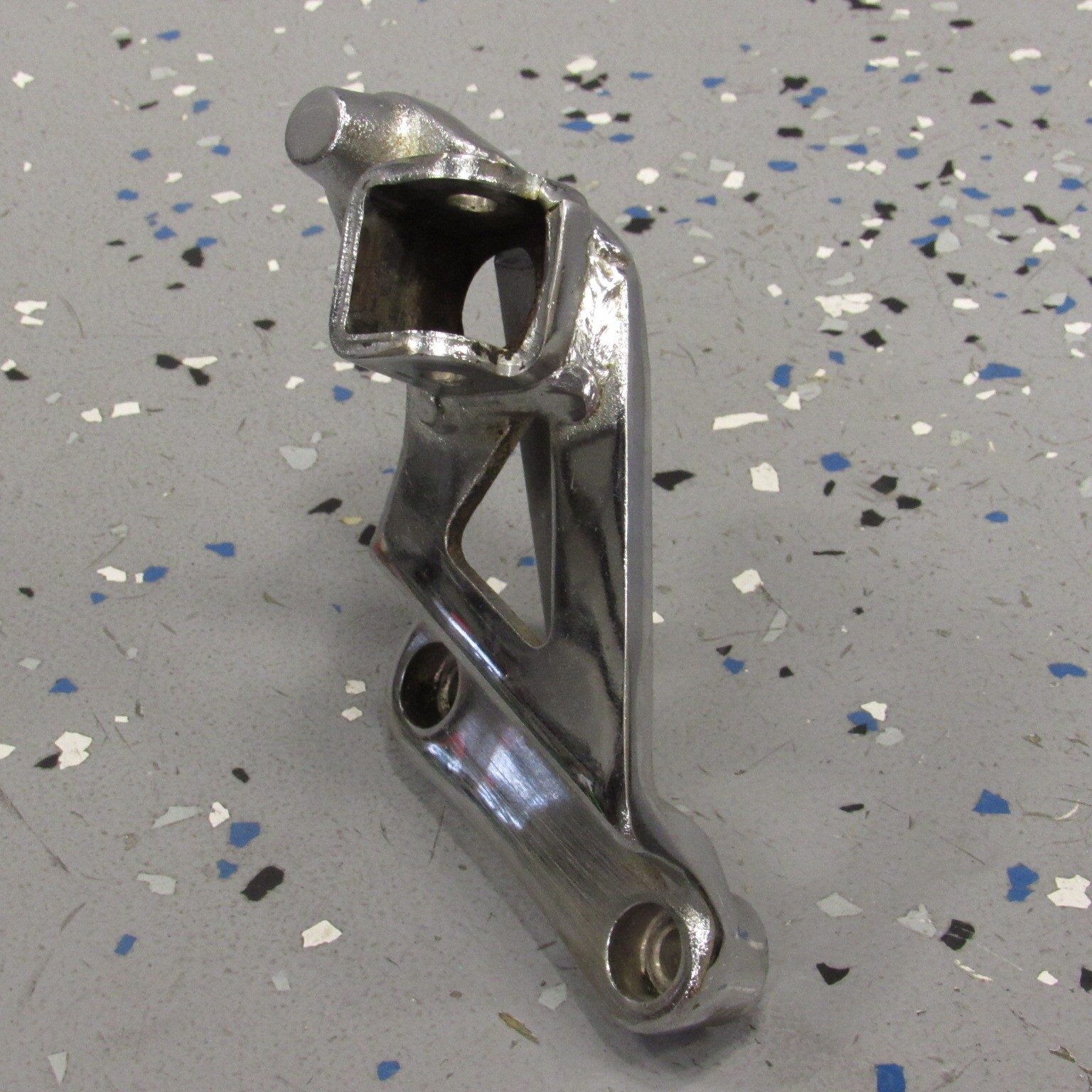 1987 CMX450 LEFT Side Front Driver Foot Peg BRACKET ’87 Rebel 450 Rider Step