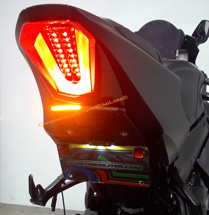 GSX-R1000 2017-2024 Fender Eliminator w/ LED Turn Signal Light Bar – Clear Lens