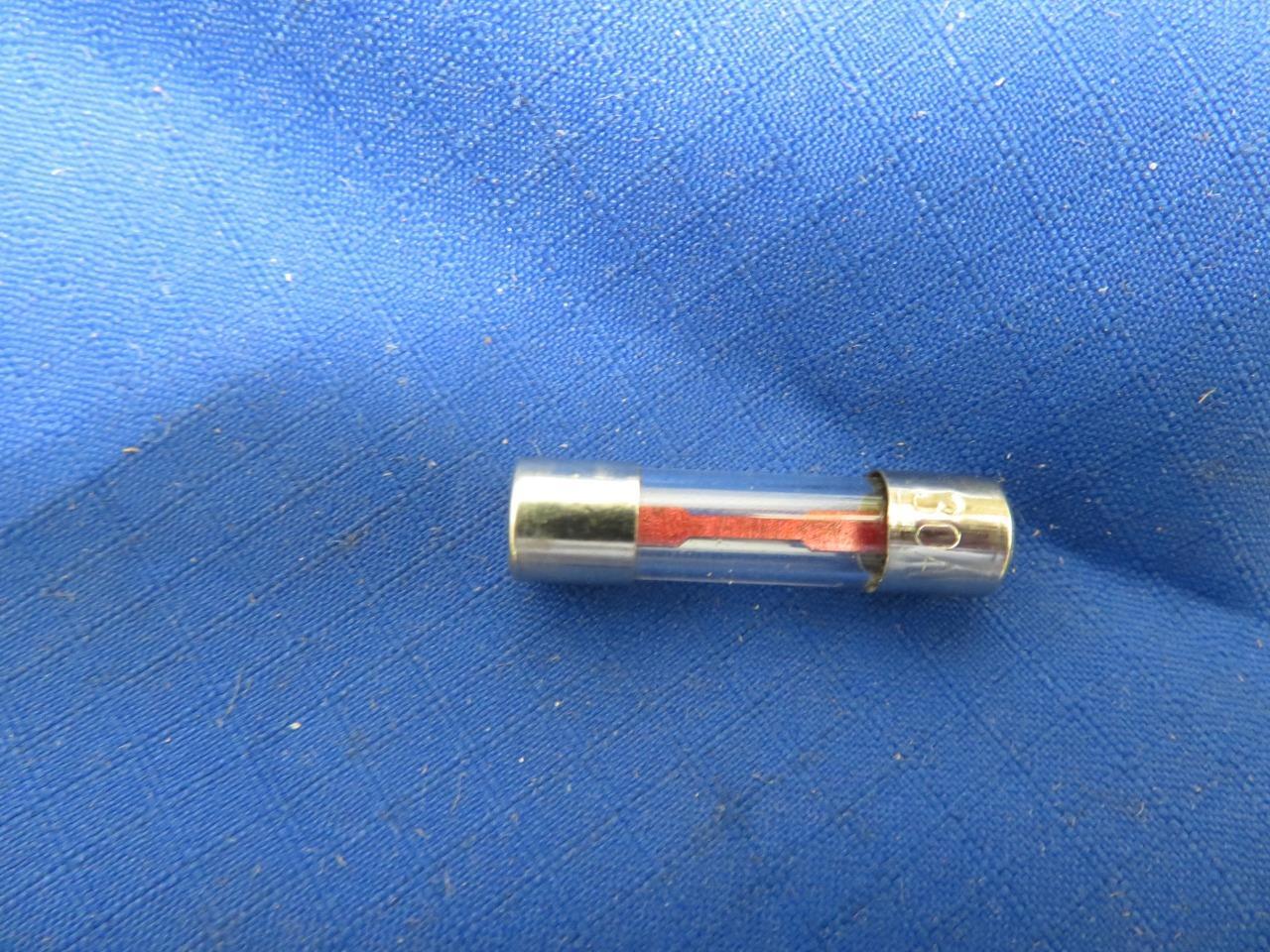 NOS Kawasaki 30 Amp Round Glass Fuse # 26006-1005 30A L=25 KZ1000 K1280
