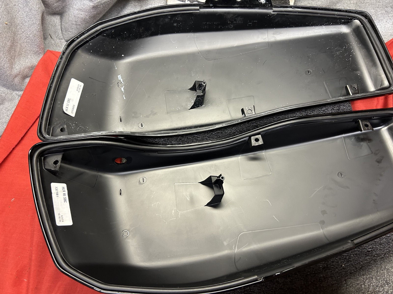 GENUINE HARLEY TOURING 24-UP CVO VIVID BLACK SADDLEBAG LIDS 90202455 90202454