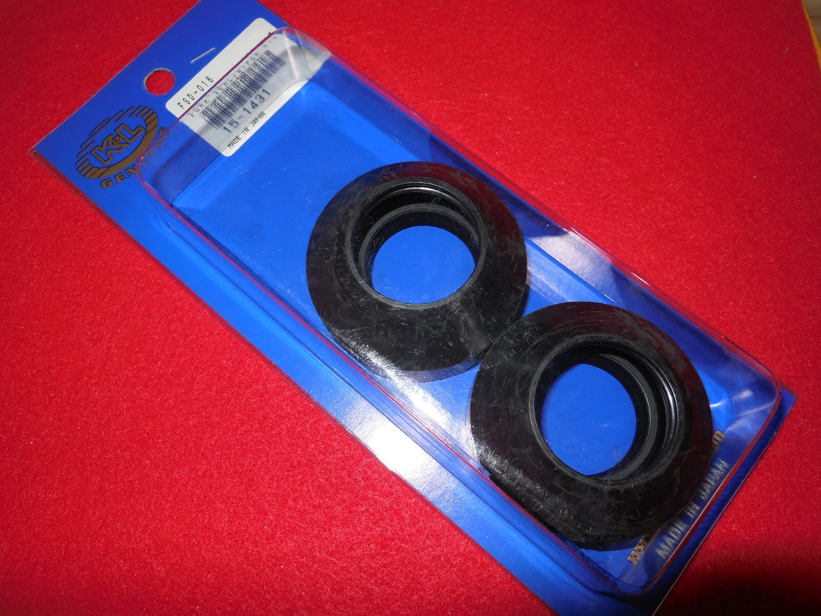 Fork Seals & Wipers Kawasaki KZ305 KZ400 KZ440 KX80 Fork boots 15-1431