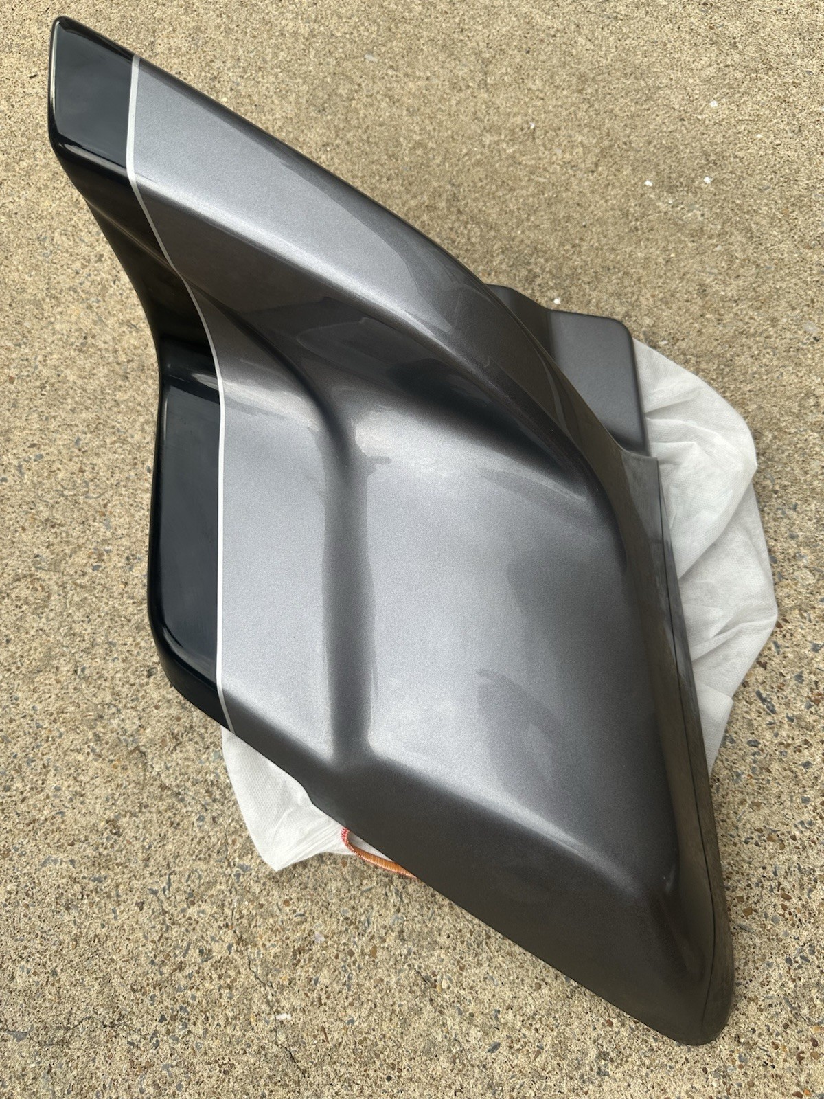 HARLEY DAVIDSON TOURING CVO OEM SIDE COVER PANELS