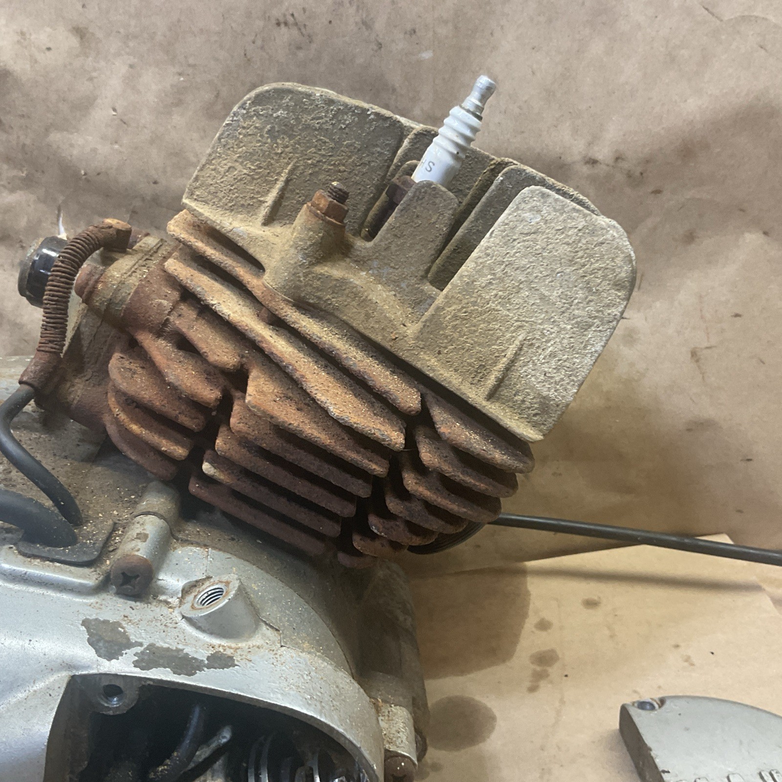 Yamaha GT 80 1977 Engine 140 PSI Kicks Over Good Otherwise Condition Unknown