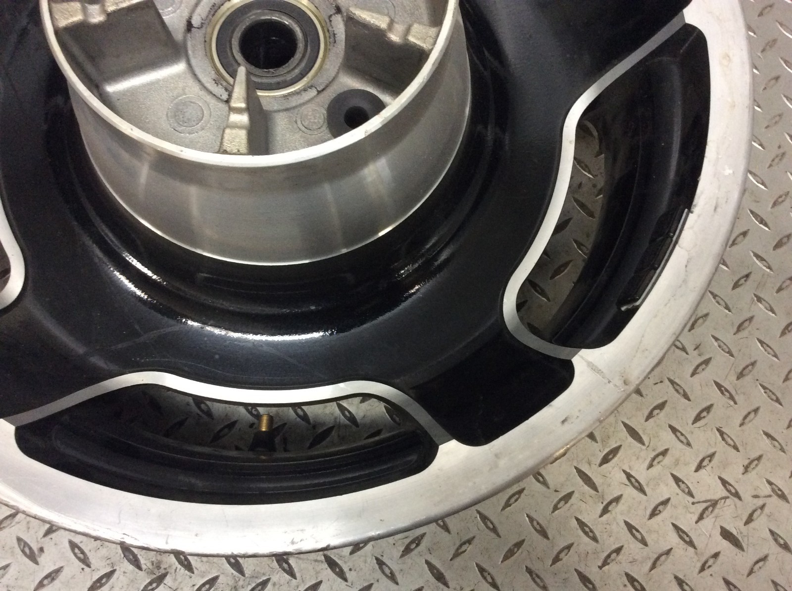 09-25 Harley Davidson Touring 5 Spoke Airstrike Rear Rim Wheel 16×5 25mm