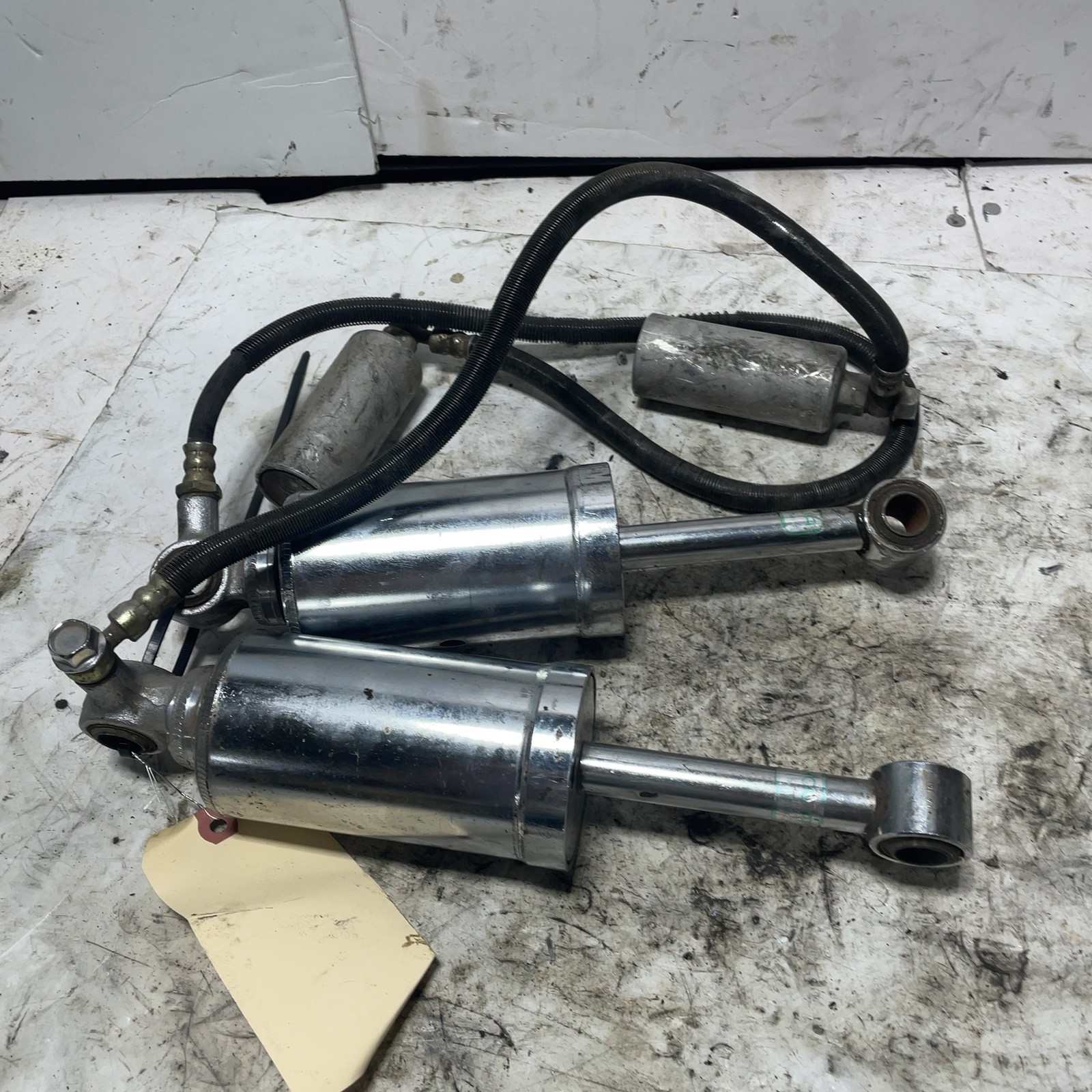 86-90 Harley Softail OEM Reservoir Shock Set Pair Chrome Showa Chrome