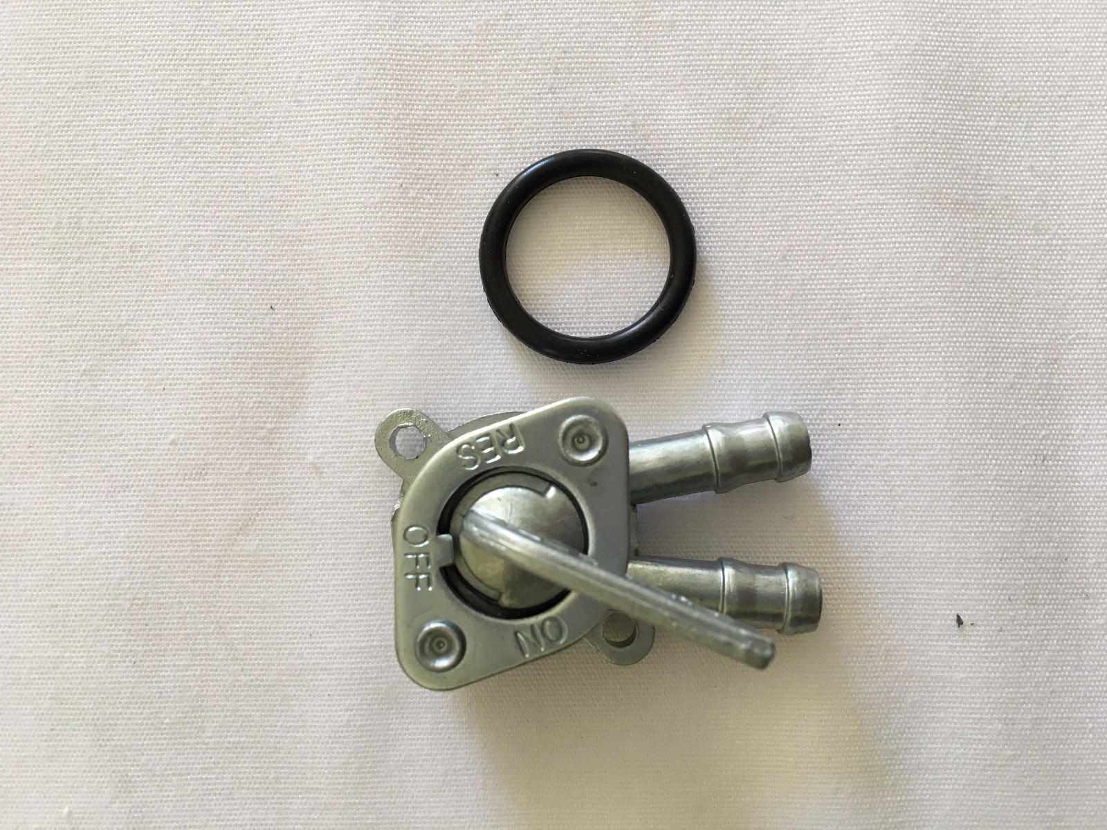 Fuel Petcock Valve Honda Trail CT70 CT90 CT110 1979-1986 Petcock (On/Off Res)