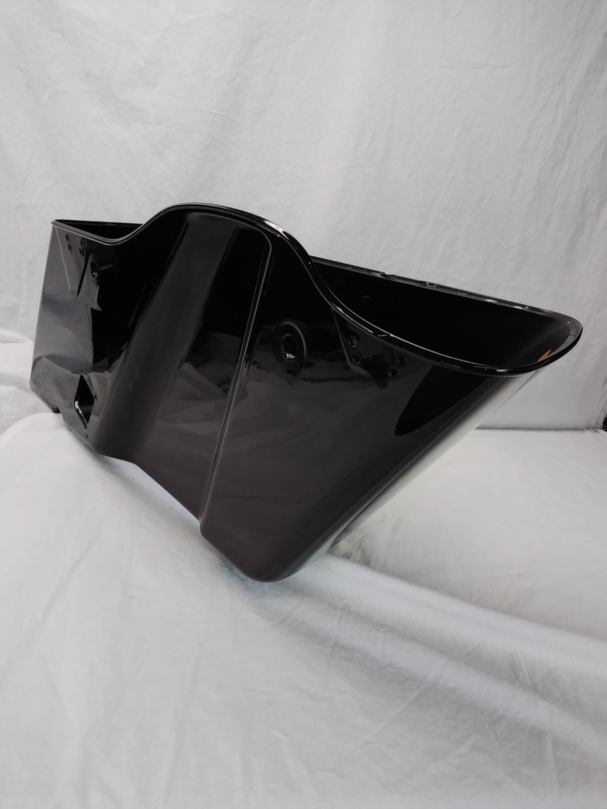 HARLEY DAVIDSON 14 – 22 TOURING EXTENDED TWISTED CHERRY LH SADDLEBAG 90200730