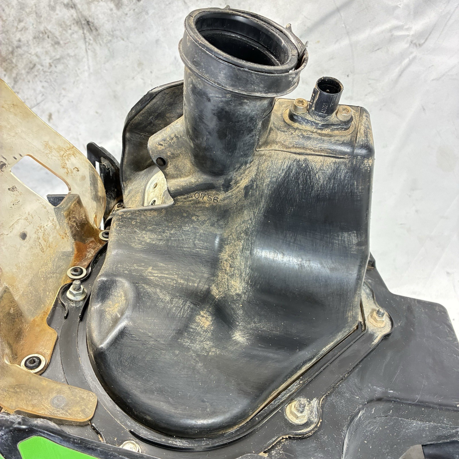 2013 – 2016 KX250F AIRBOX AIR FILTER CLEANER KX 250F OEM Box Intake Filter Cage
