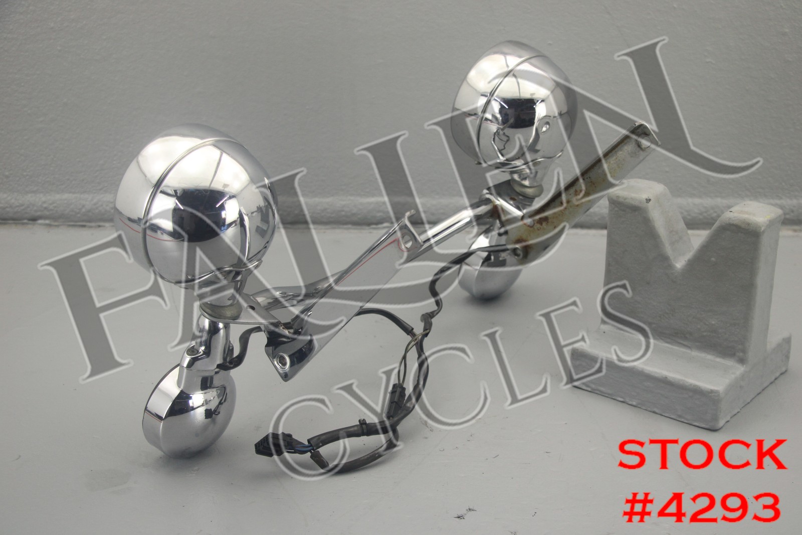 2005 Harley Softail Front Light Bar Turn Signal Assembly CHROME VIDEO #4293