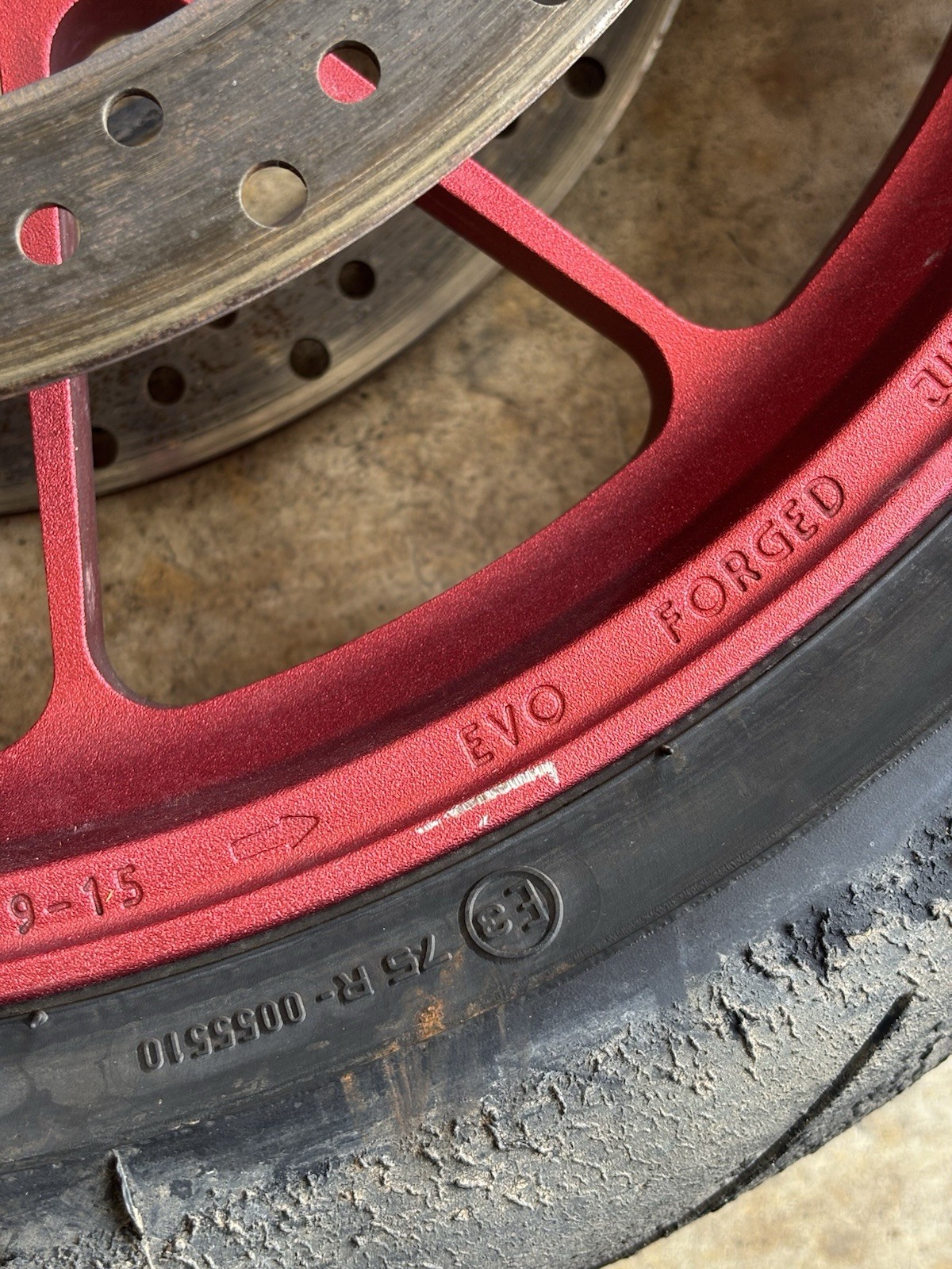 2008-25 Aprilia RSV4 RF FACTORY OEM Forged Wheels EVO Rose/ Red APR002