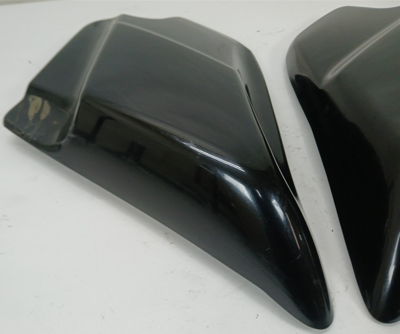 Harley-Davidson 2007 Road King Body Side Covers Vivid Black