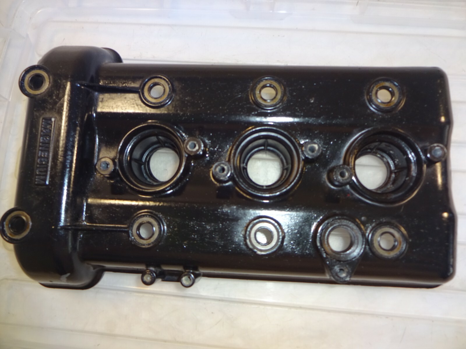 Triumph 1997 t595 955i Daytona Engine Cam Valve Cover, used Gasket & Bolt Seals