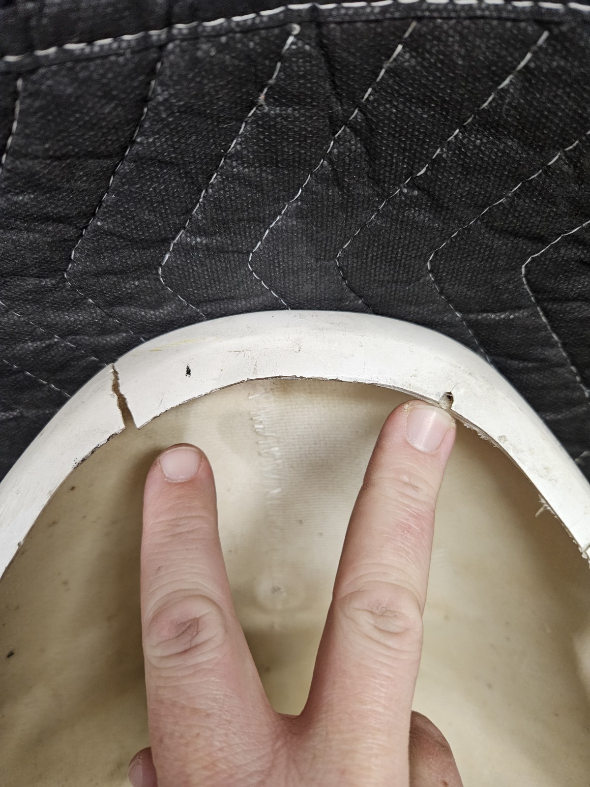 1993-95 GSXR 750 FIBERGLASS ONE PIECE TAIL SECTION AIRTECH NEVER USED!