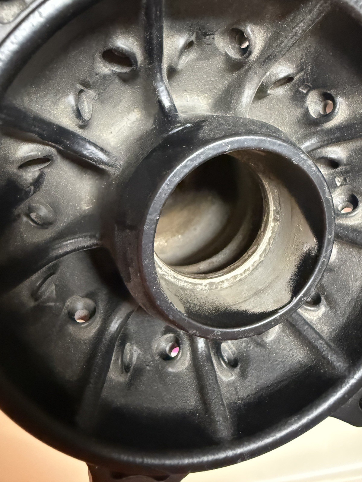 OEM Restored Yamaha 1981-1982 1983 IT YZ 490 465 1984 Front Wheel Hub 125