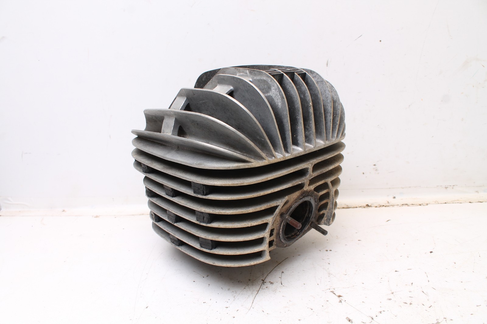 1975 Yamaha DT250 Enduro DT 250 OEM Cylinder Jug with Cyl Head and Piston 70mm