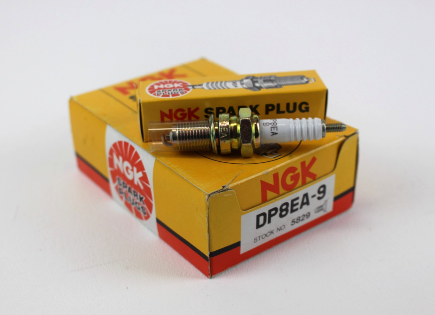 10pk NGK DP8EA-9 Spark Plugs STOCK #5829 NOS Nagoya Japan