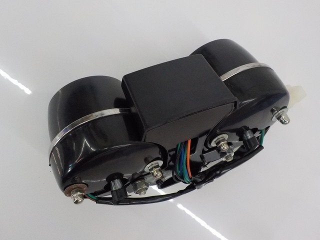Hawk 160km/h Speedometer Gauge Black Wired for R5-7 Used