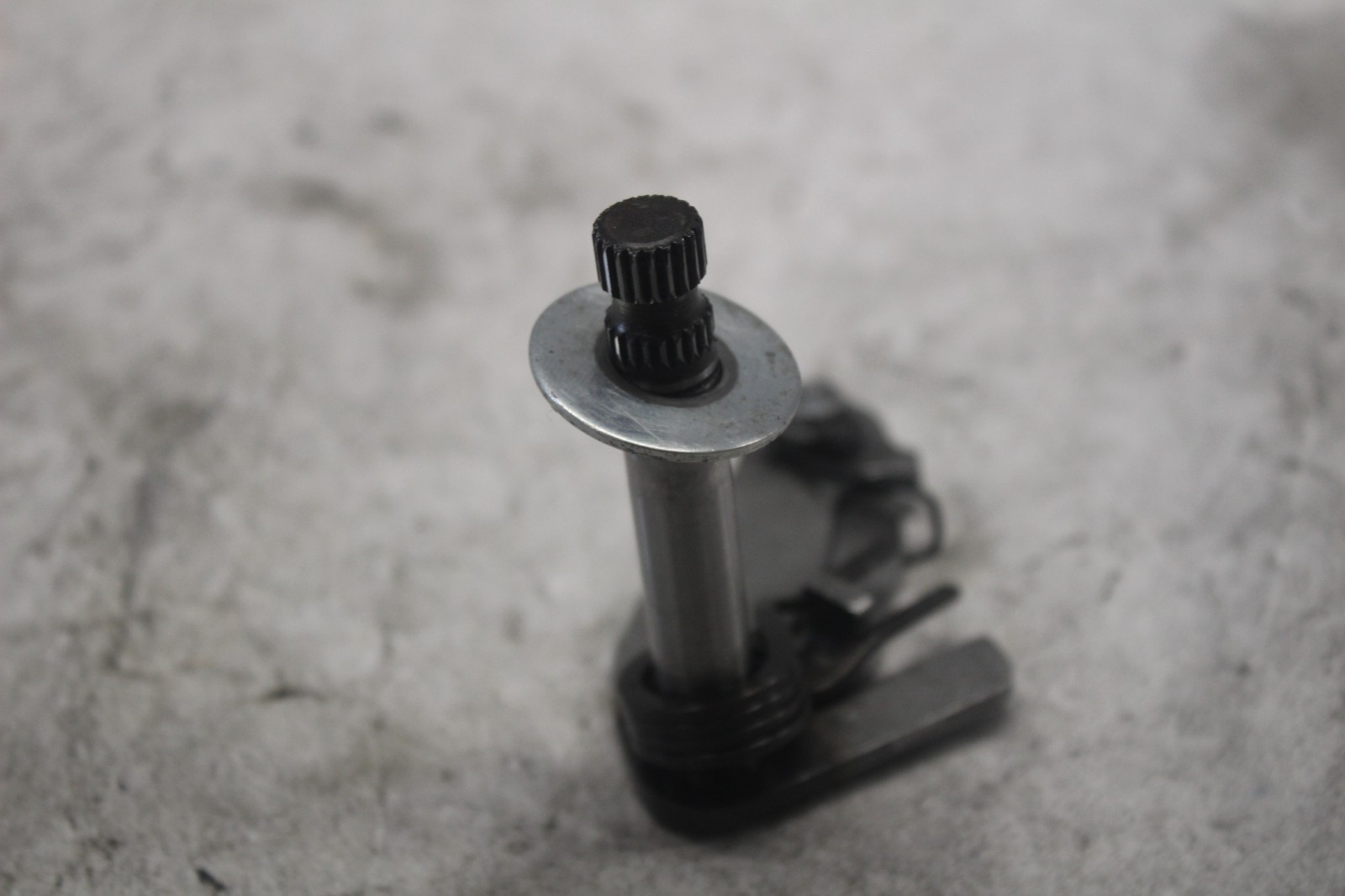 SHIFTER PAWL LEVER ASSY 34972-00 2001 H-D SOFTAIL DEUCE FXSTD