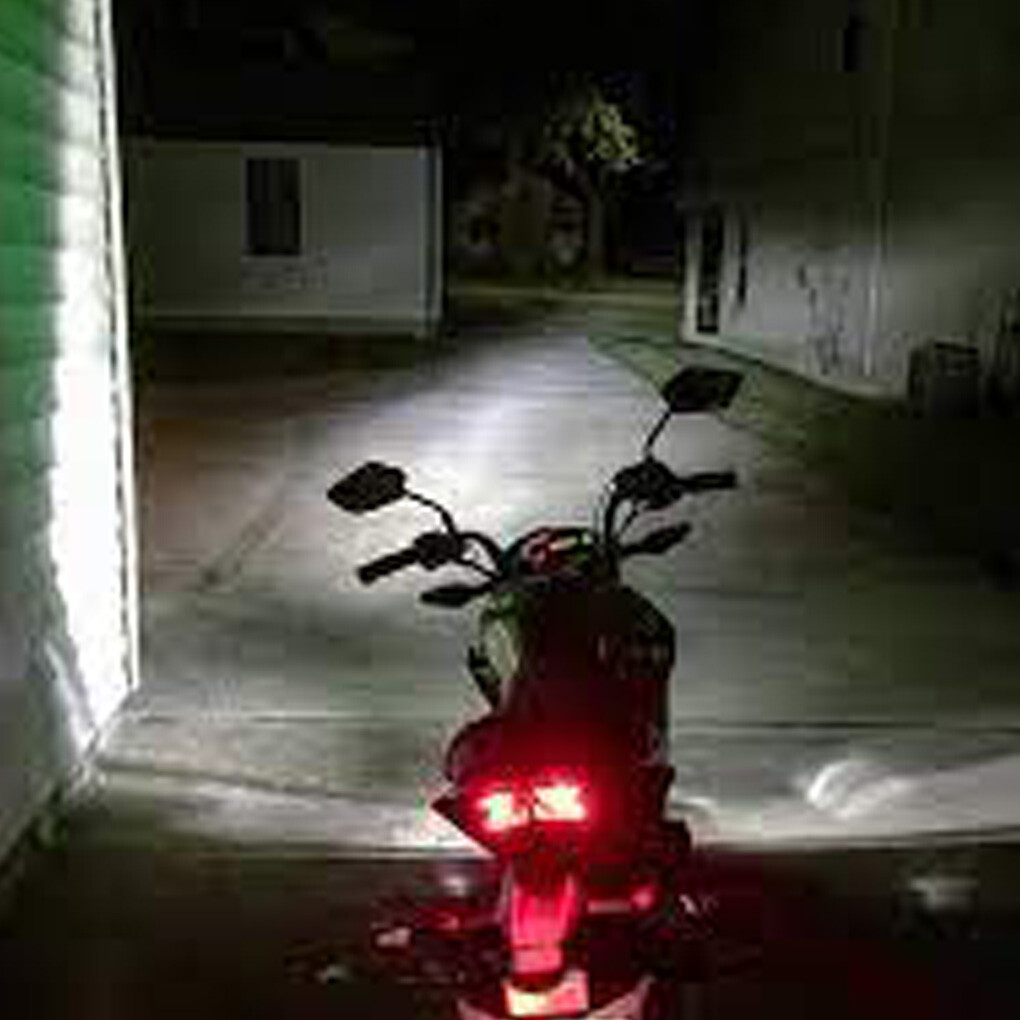 White LED Headlight Pilot Parking Light Bulbs For Suzuki GSXR 600 750 2008-2010
