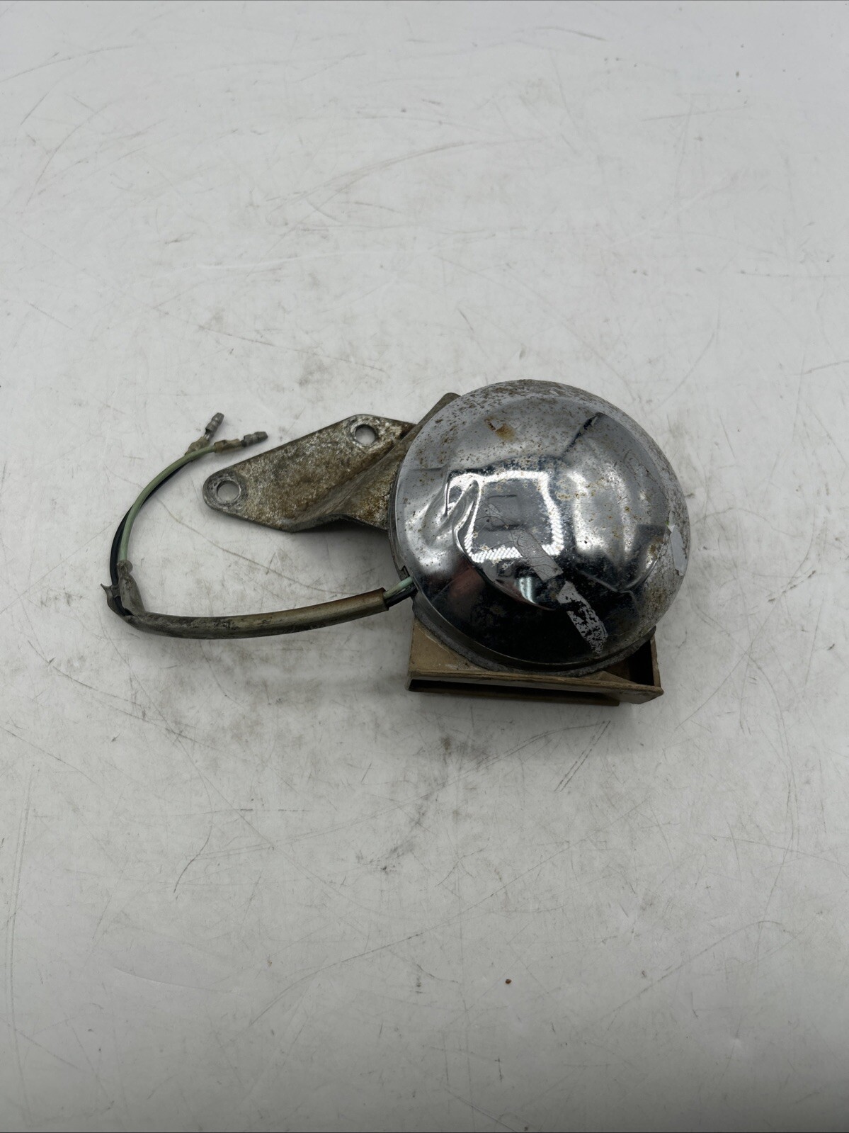 VINTAGE 70s HONDA OEM HORN ASSEMBLY 12V 3A 103dB UNTESTED 30 Days Warranty
