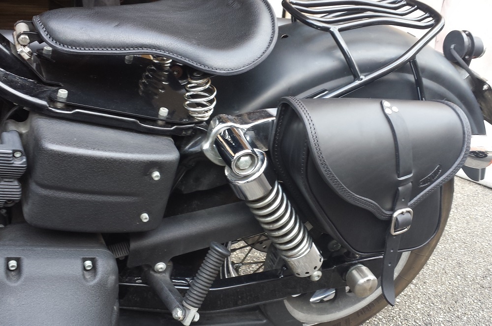 SADDLE BAG FOR HARLEY DAVIDSON DYNA MODELS ITALIAN LEATHER HANDMADE