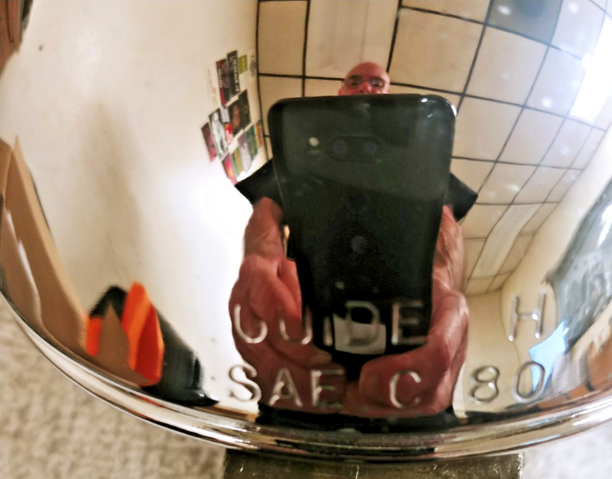 HARLEY DAVIDSON GUIDE PASSING LAMP HOUSING CHEOME 68671-69D