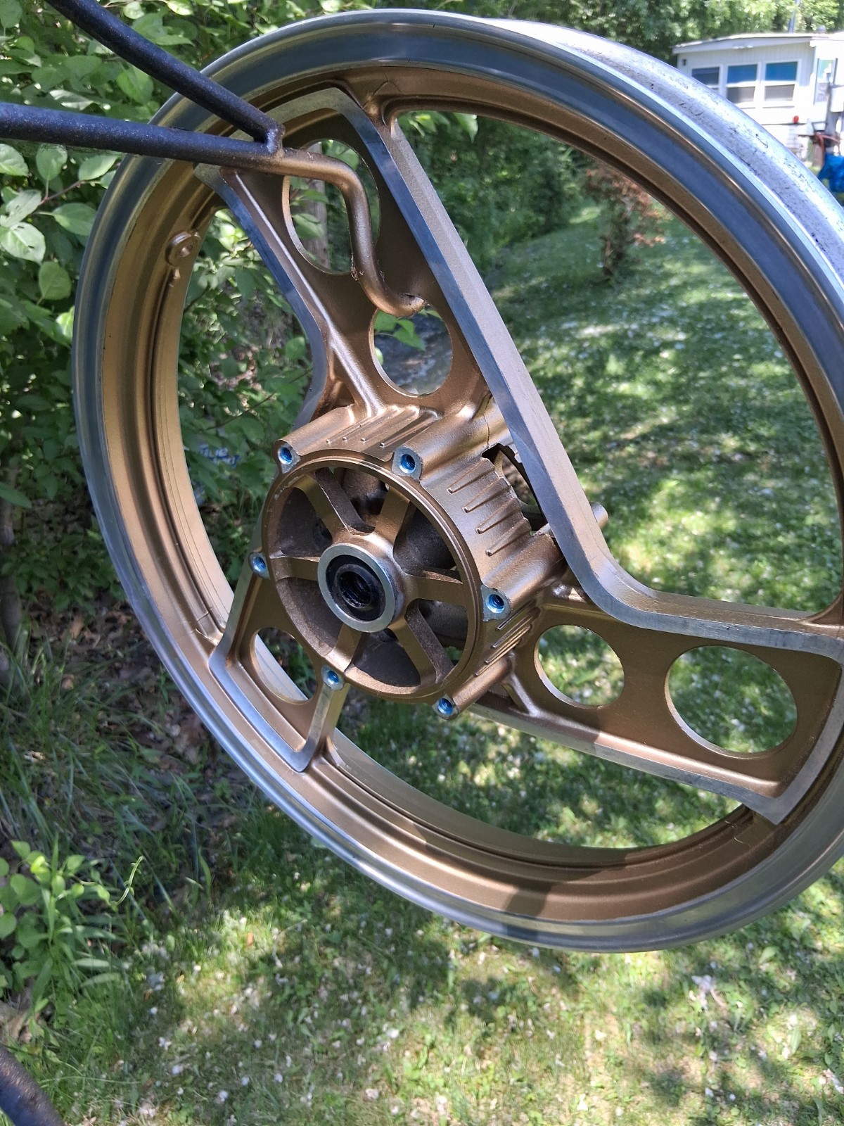 Yamaha RZ350 Front RIM wheel Beautiful Condition Freshly Painted And Polished