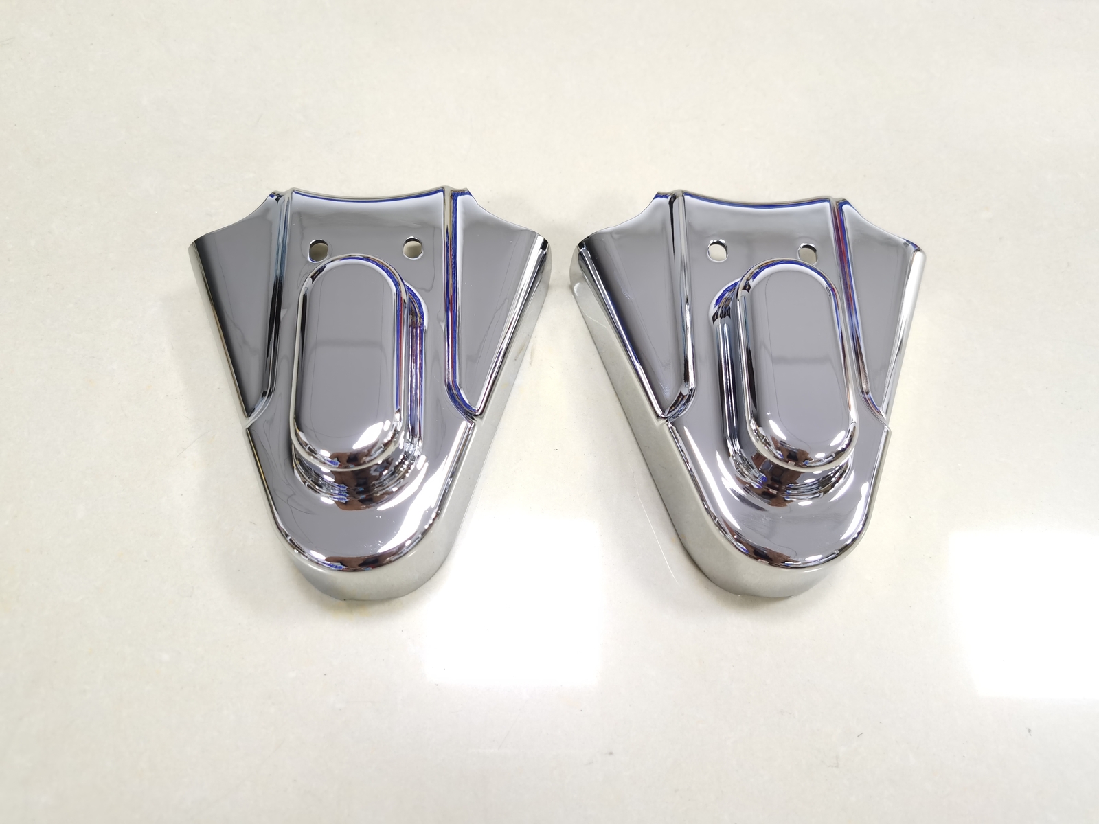 Metal Chrome Rear Swingarm Axle Cover For Harley Fat Boy Heritage Softail FLSTC
