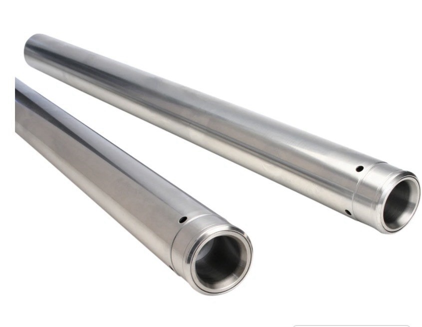 CUSTOM CYCLE ENGINEERING 0404-0065 T1346HC Fork Tubes 39 mm – 26.25″