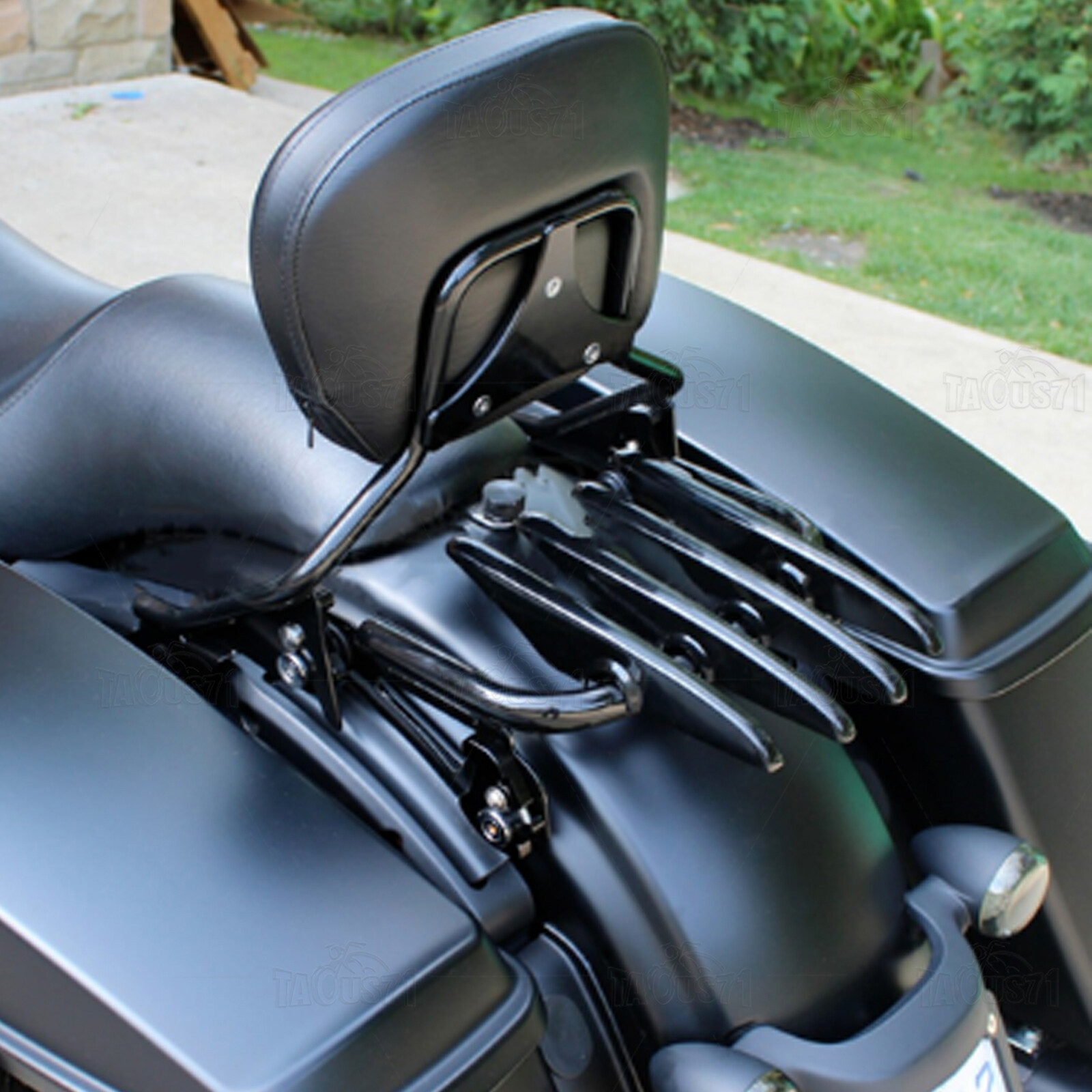 Black Backrest Sissy Bar & Stealth Rack For 09-23 Harley Road Glide Street Glide
