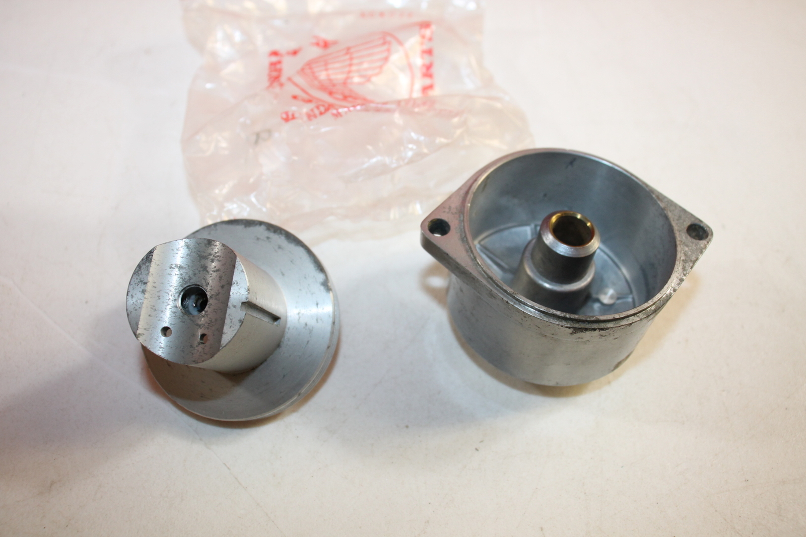 NOS Honda PISTON SET, VACUUM CARB CB450 CL450 CB500T # 16022-292-004