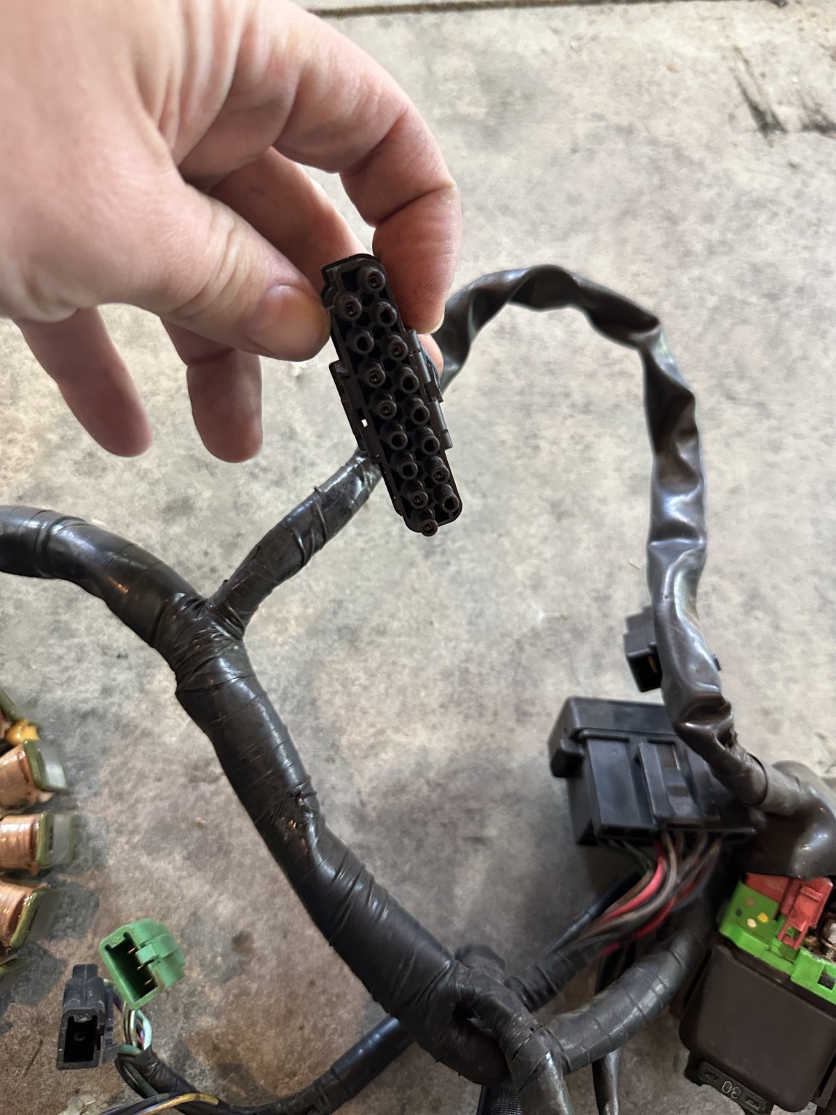 1999 HONDA SHADOW ELECTRICAL WIRING HARNESS STATOR SOLENOID RECTIFIER VT750