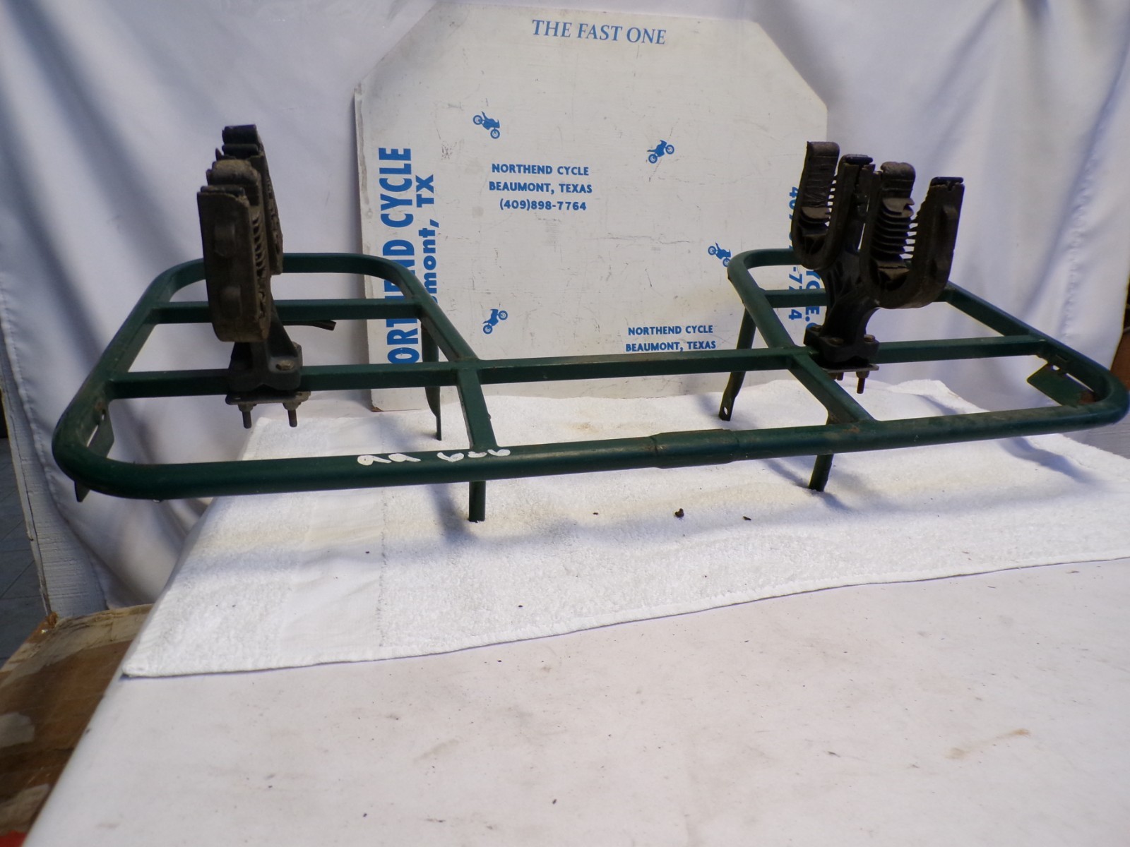 99 Polaris Big Boss 500 6×6 Front Luggage Rifle Rack Storage OEM 2670137