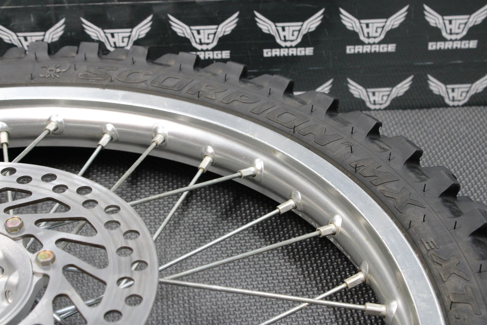 2007 HONDA CRF450R 21″ X 1.60″ OEM FRONT WHEEL RIM HUB 44650-MEN-840