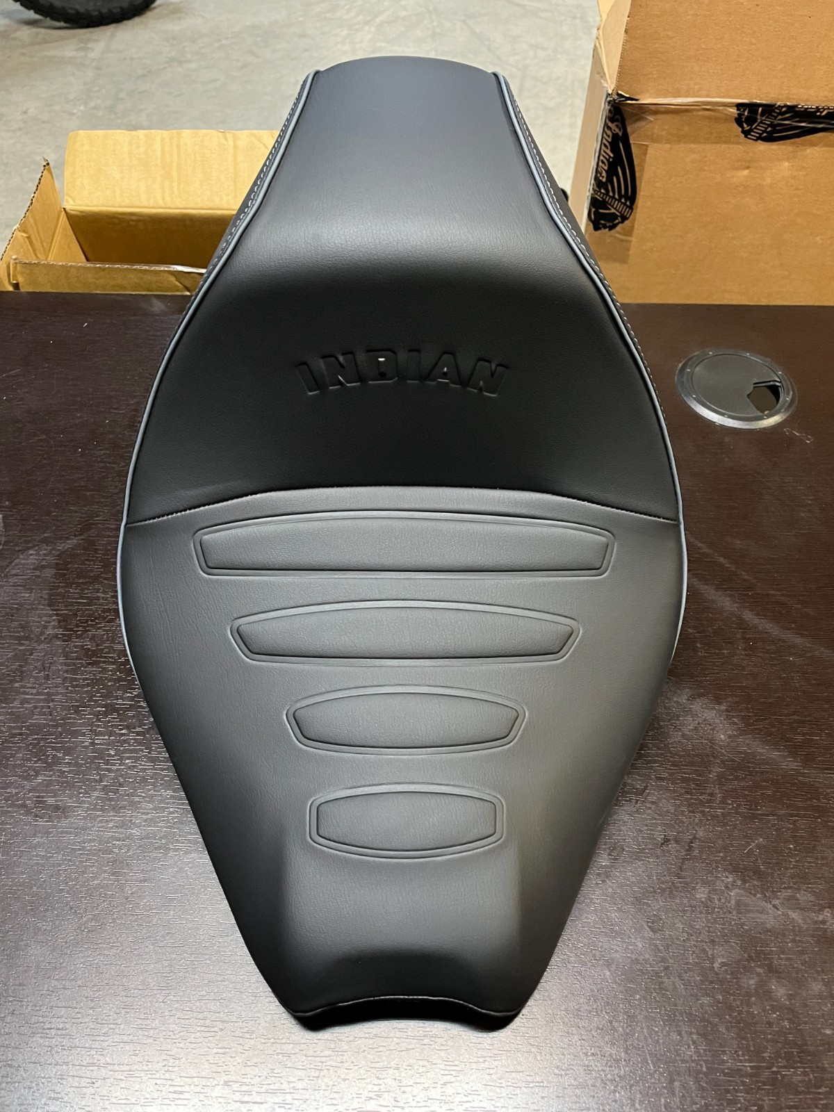 Indian Scout 2025 ASM Driver Solo Seat Long Black Vinyl 2693331-VBB