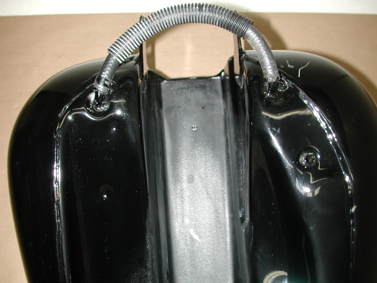 HARLEY DAVIDSON Road King FLHRI 2003 to 2007 OEM 61268-03 Fuel Gas Tank